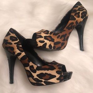 Jessica Simpson Leopard Print Heels - Size 9